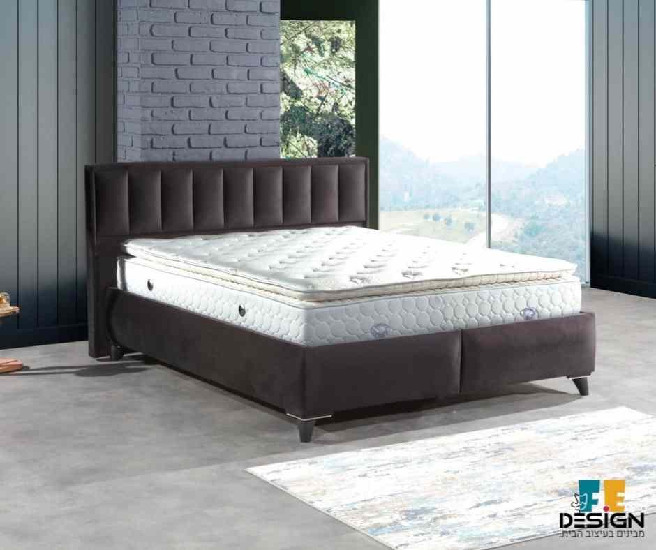 מיטה זוגית מרופדת דגם BT-010 + ארגז מצעים מבית F.E-Design